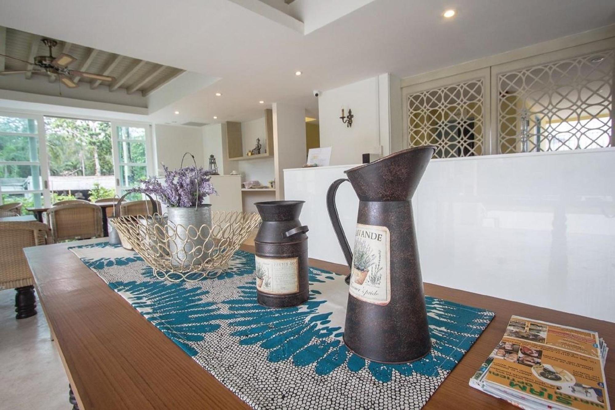 De Pastel Hua Hin Hotel Bagian luar foto