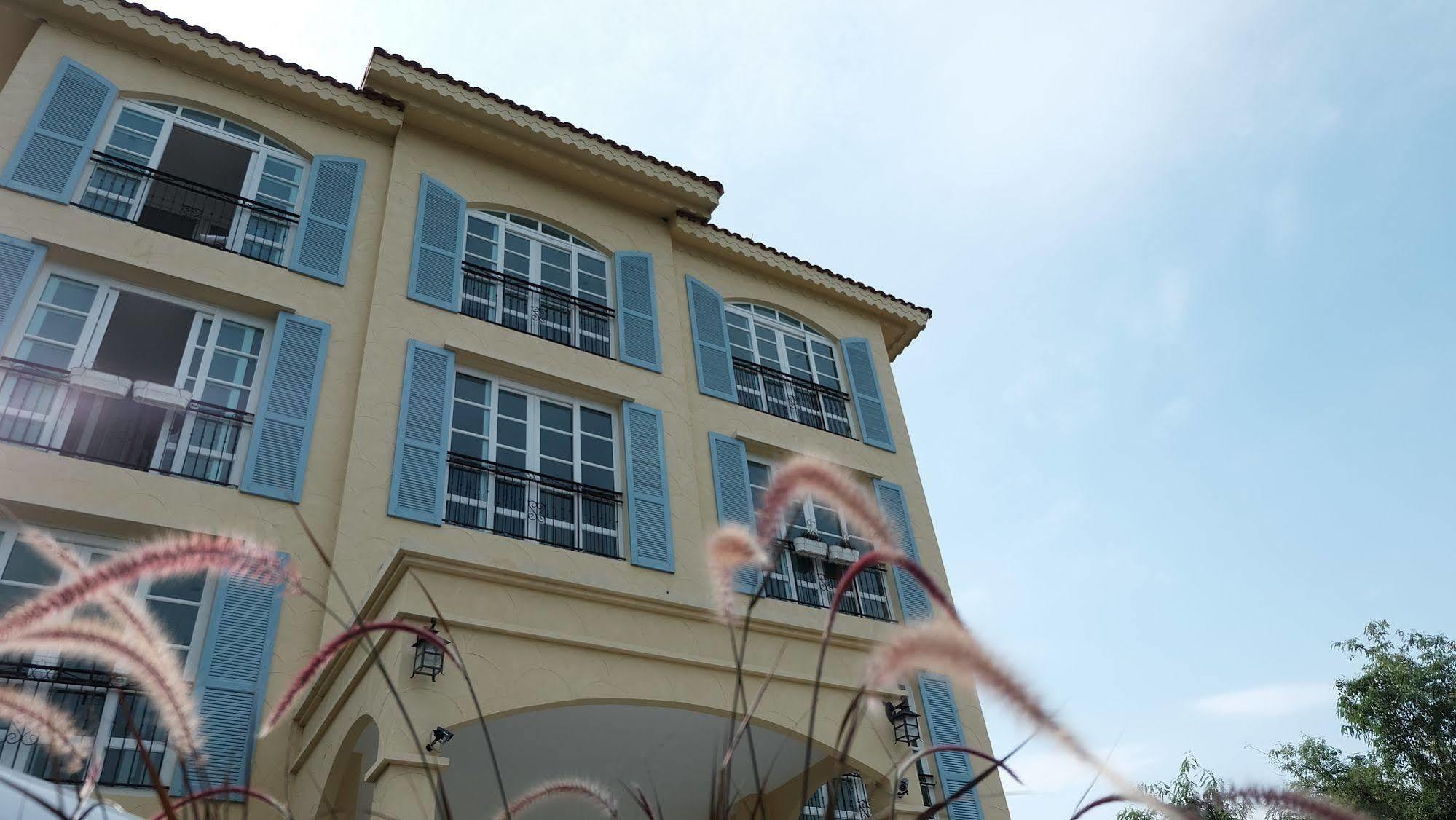 De Pastel Hua Hin Hotel Bagian luar foto